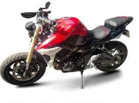 SUZUKI GSR 750 - 2011