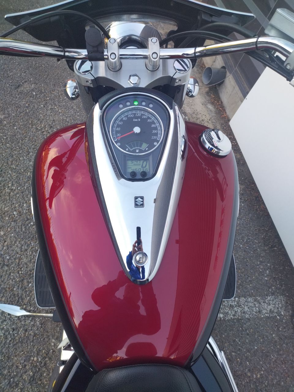 SUZUKI INTRUDER C1500T 4