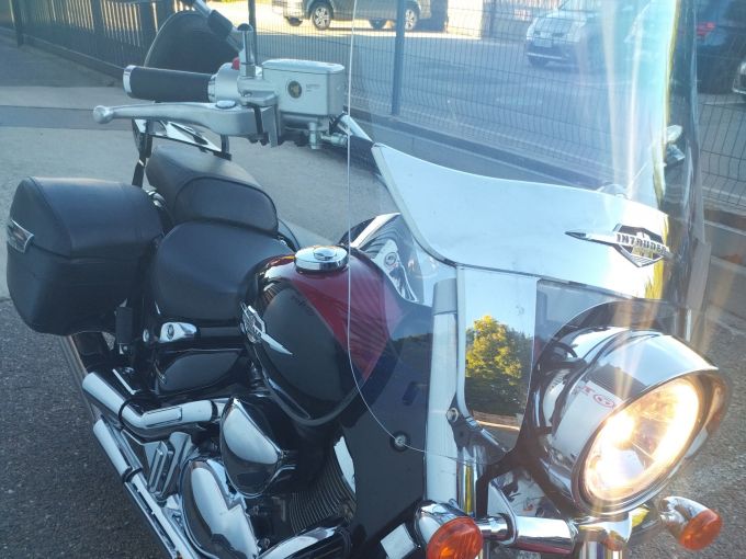 SUZUKI INTRUDER C1500T 4