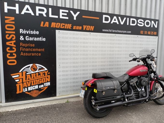HARLEY-DAVIDSON SOFTAIL STREET BOB 1745 4
