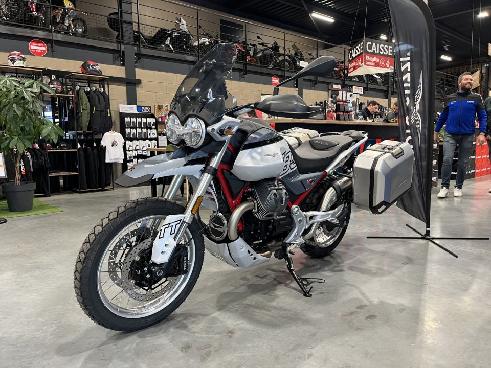 MOTO GUZZI V85 TT 850 4