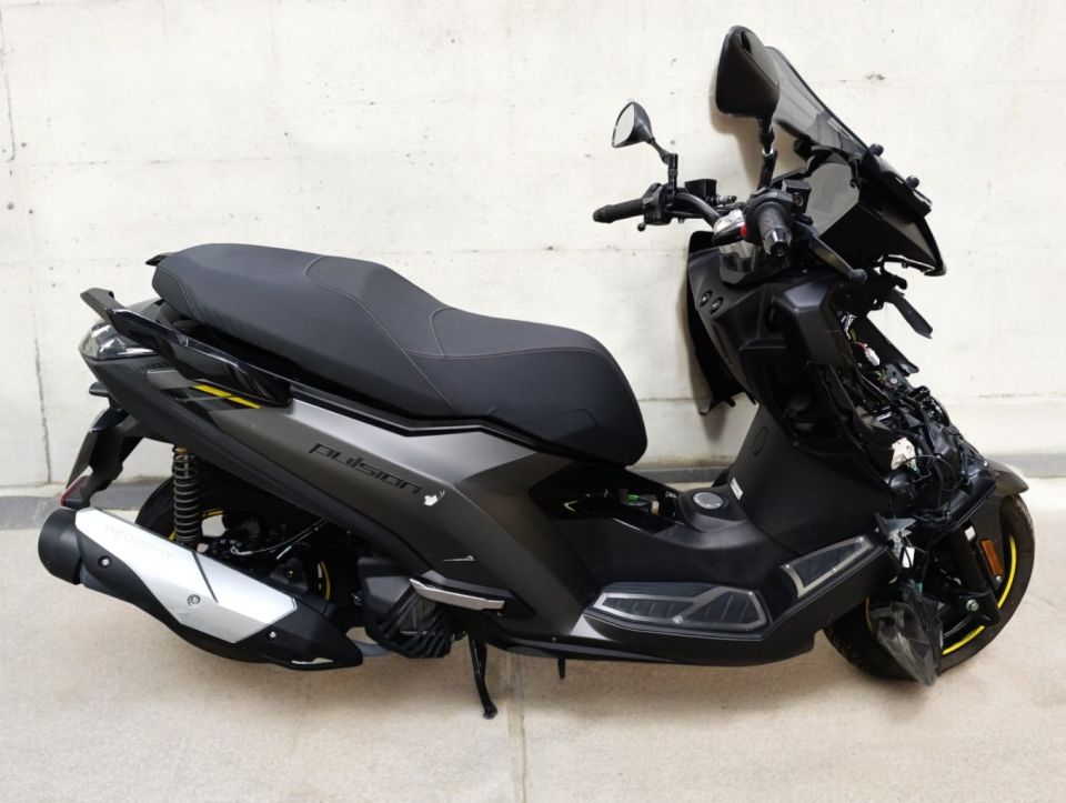 PEUGEOT PULSION 125 GT 4