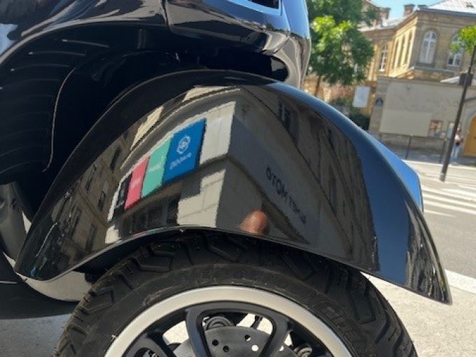 VESPA GTS 125IE SUPER 4