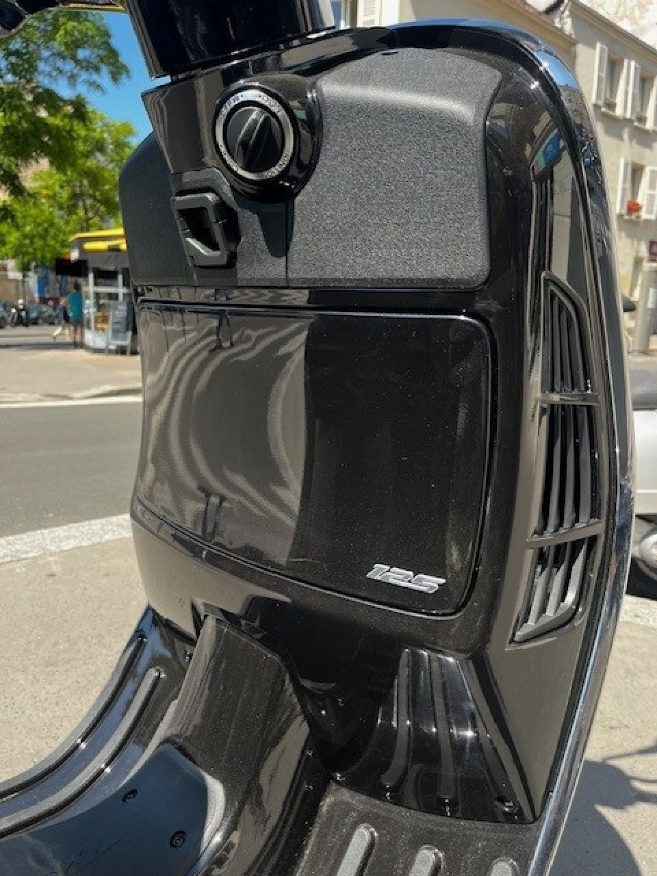 VESPA GTS 125IE SUPER 4