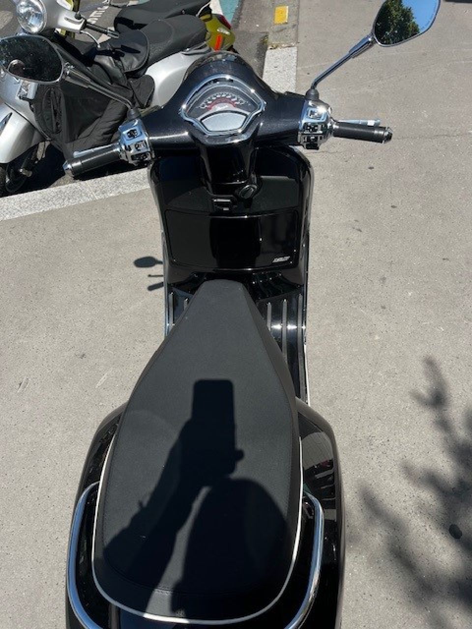 VESPA GTS 125IE SUPER 4