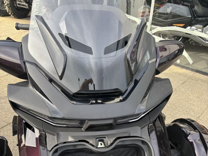 CAN-AM SPYDER RT 4