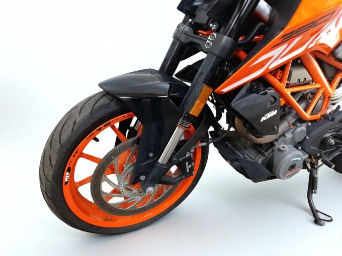 KTM 390 DUKE 4