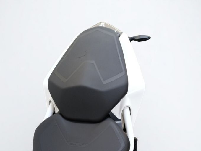 KTM 390 DUKE 4