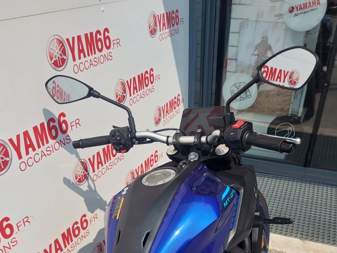 YAMAHA MT-07 (47.5CV) 4