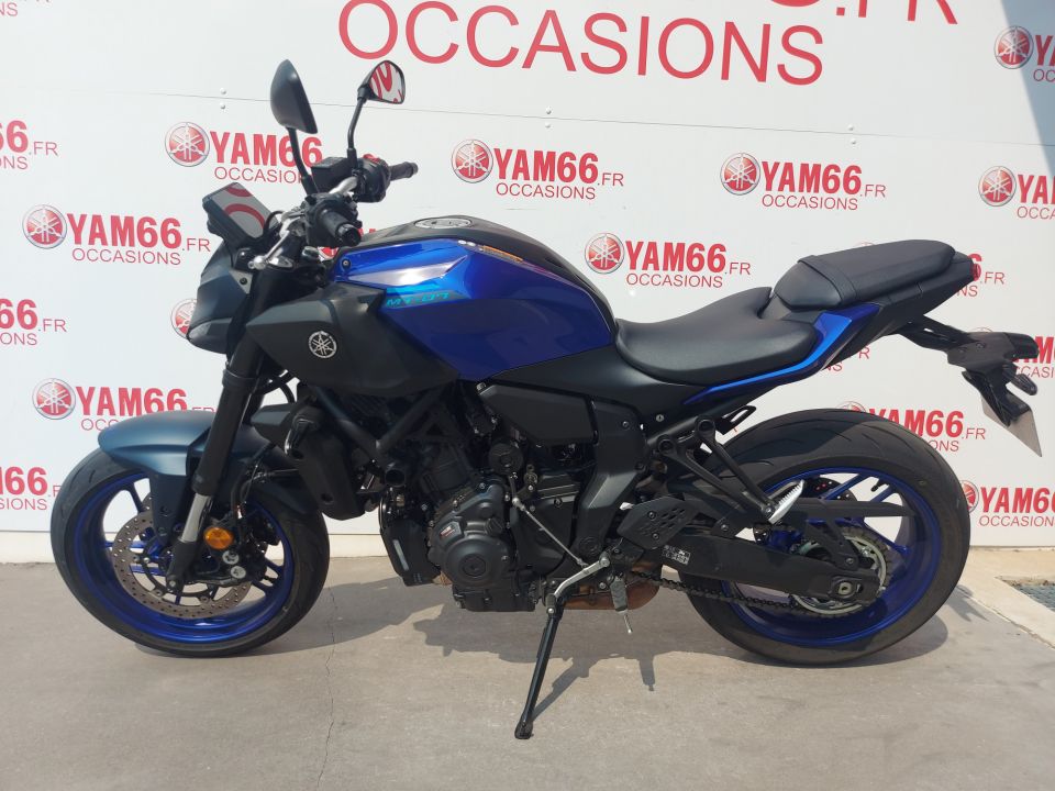 YAMAHA MT-07 (47.5CV) 4