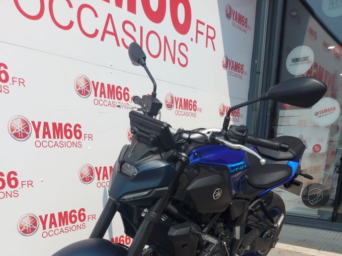 YAMAHA MT-07 (47.5CV) 4