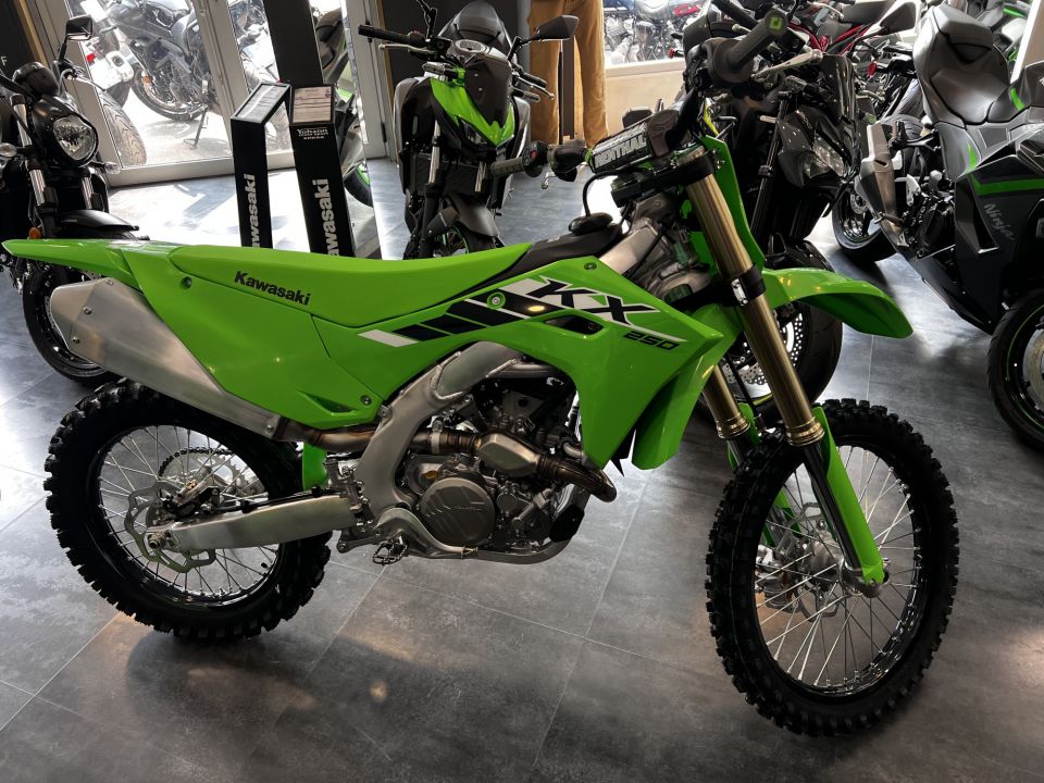 KAWASAKI KX250F CROSS 4