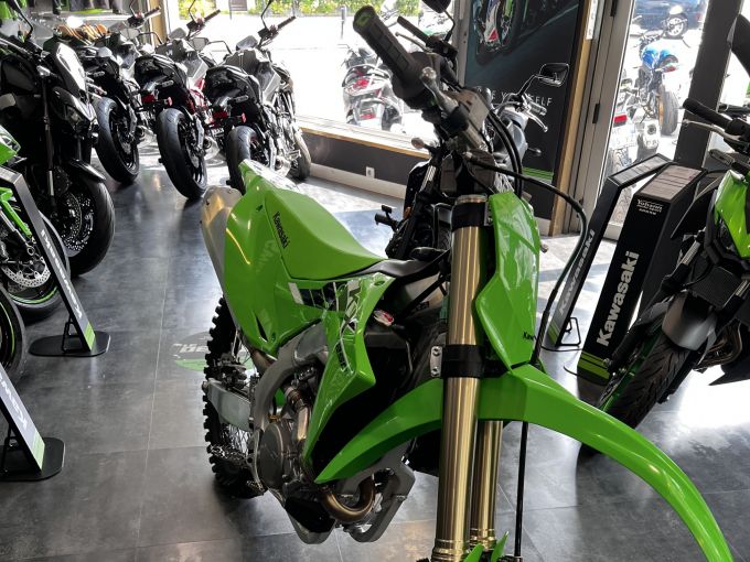 KAWASAKI KX250F CROSS 4