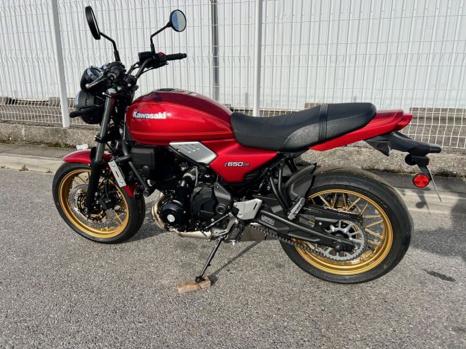 KAWASAKI Z650 RS 4