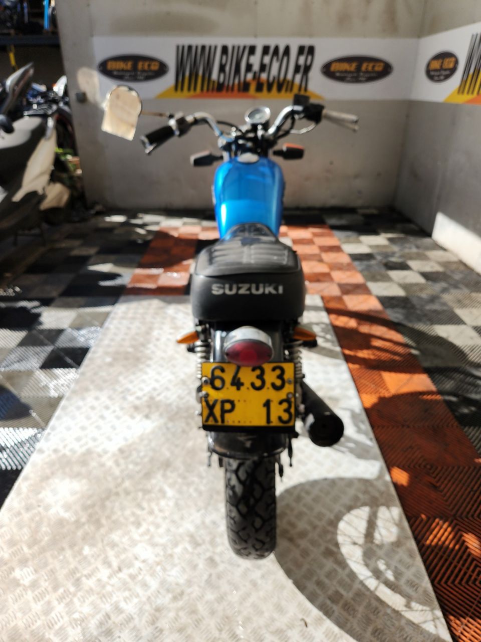 SUZUKI GN 125 4