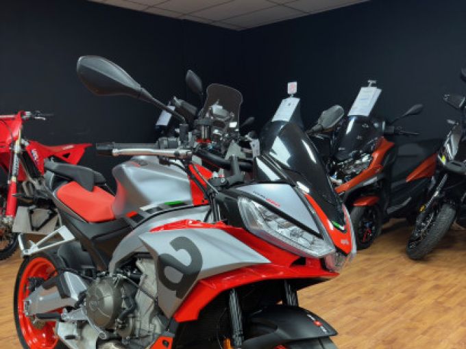 APRILIA TUONO 660 4