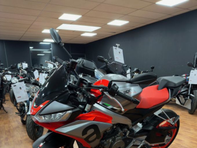 APRILIA TUONO 660 4