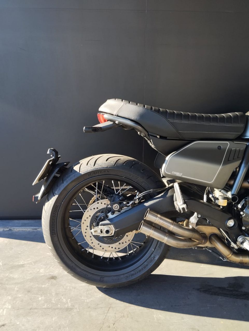 DUCATI SCRAMBLER 4