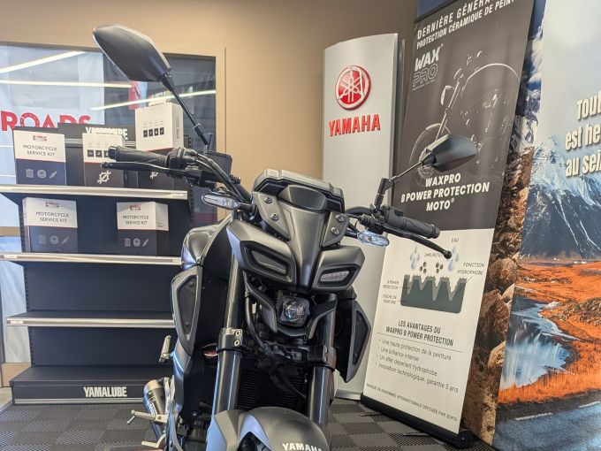 YAMAHA MT-125 ABS 4