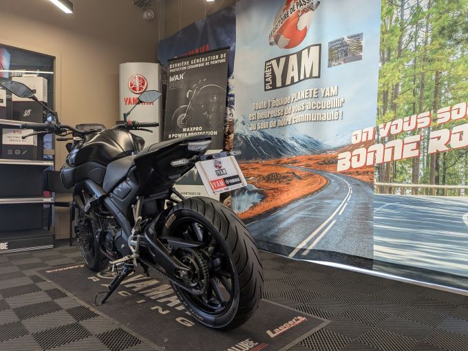 YAMAHA MT-125 ABS 4
