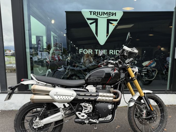 TRIUMPH SCRAMBLER 1200 XE 4