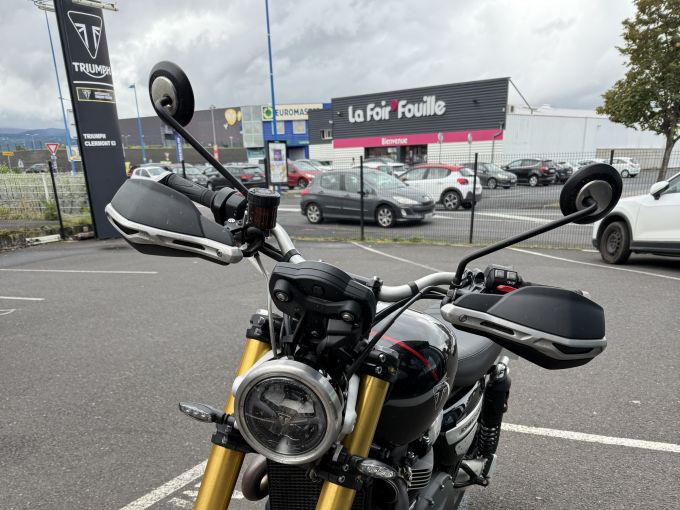TRIUMPH SCRAMBLER 1200 XE 4