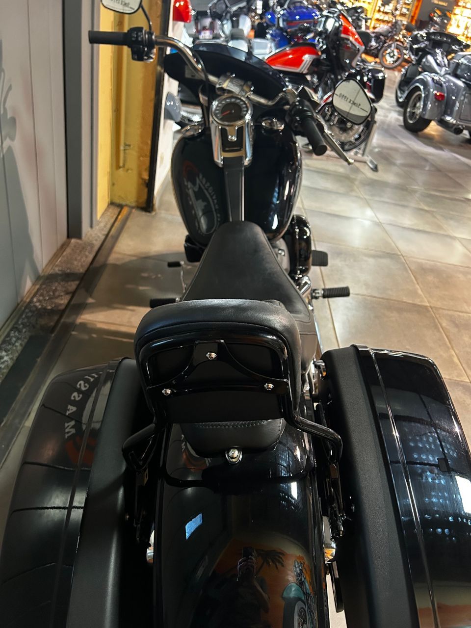 HARLEY-DAVIDSON SOFTAIL SPORT GLIDE 1745 4