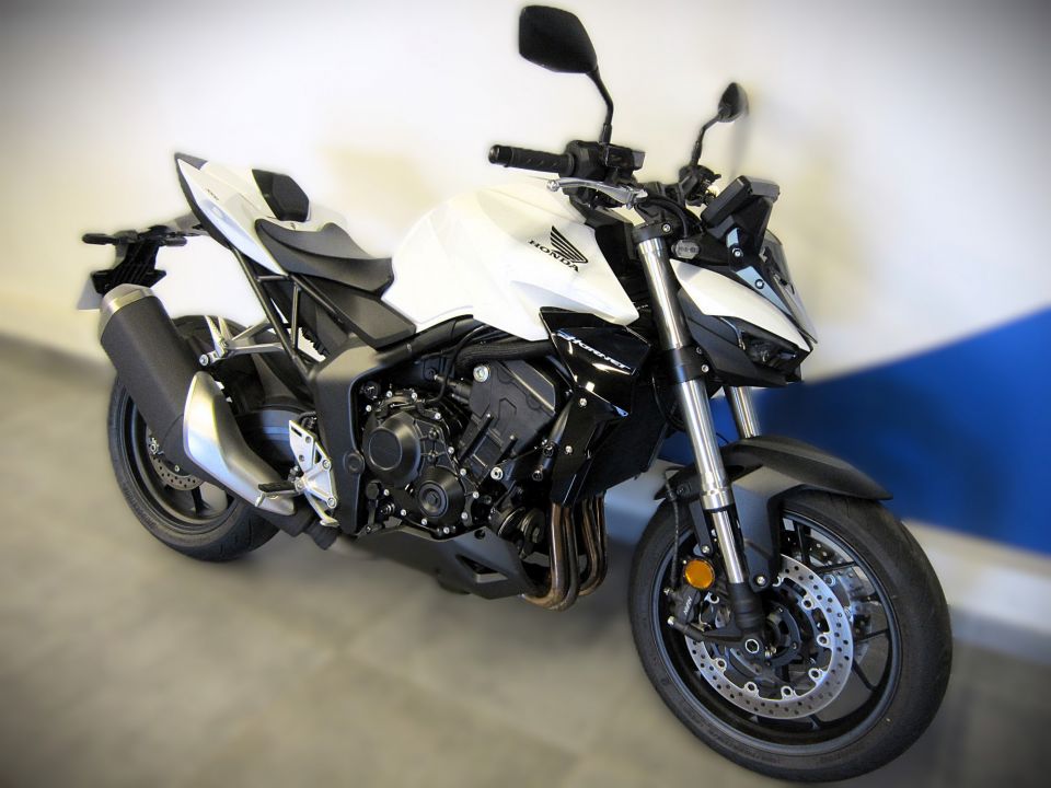 HONDA CB 1000 Hornet 4