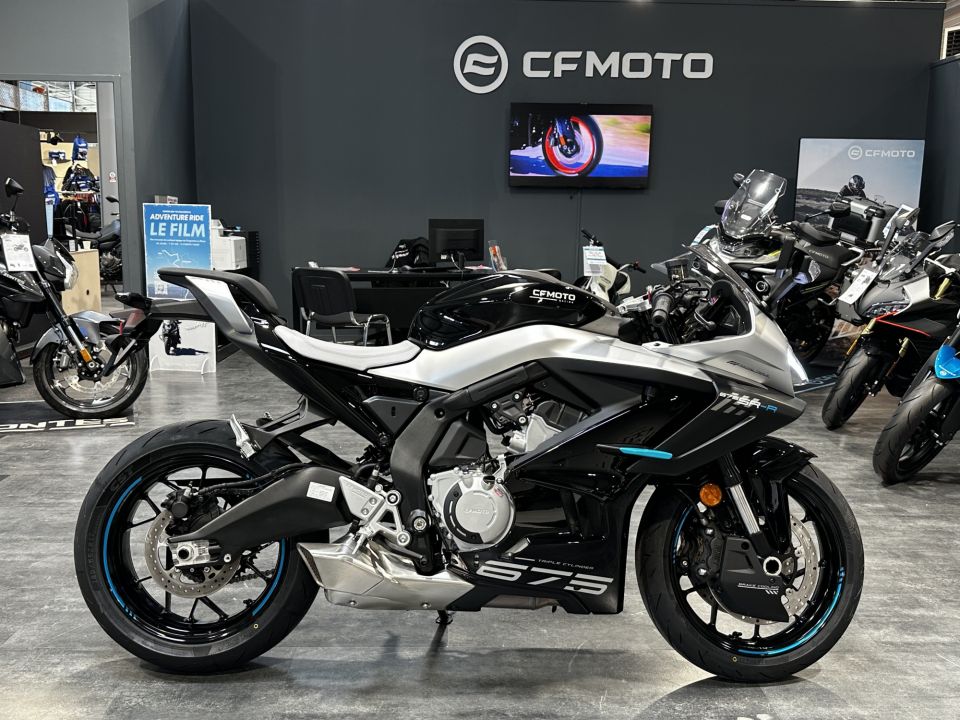 CF MOTO 675 SR-R 4