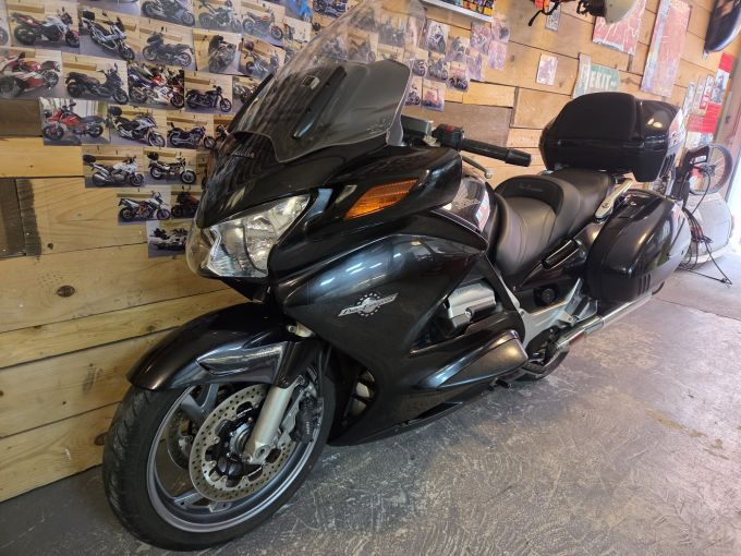HONDA ST 1300 PAN EUROPEAN 4