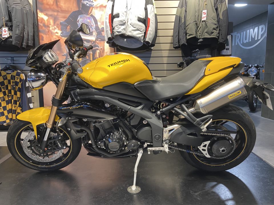 TRIUMPH SPEED TRIPLE 1050 R 4