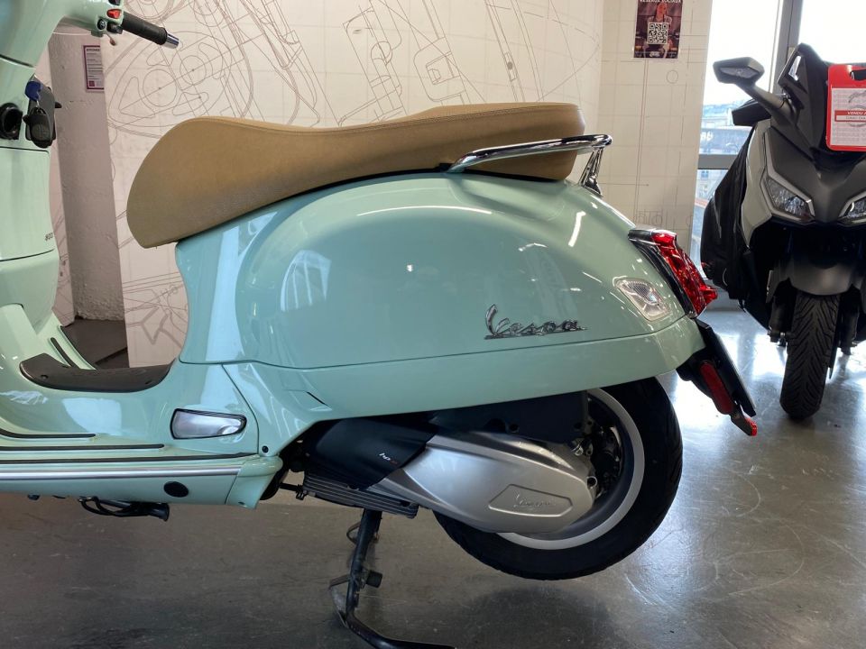 VESPA GTS 300 4