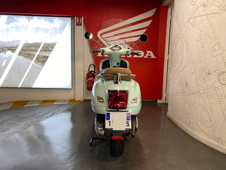 VESPA GTS 300 4
