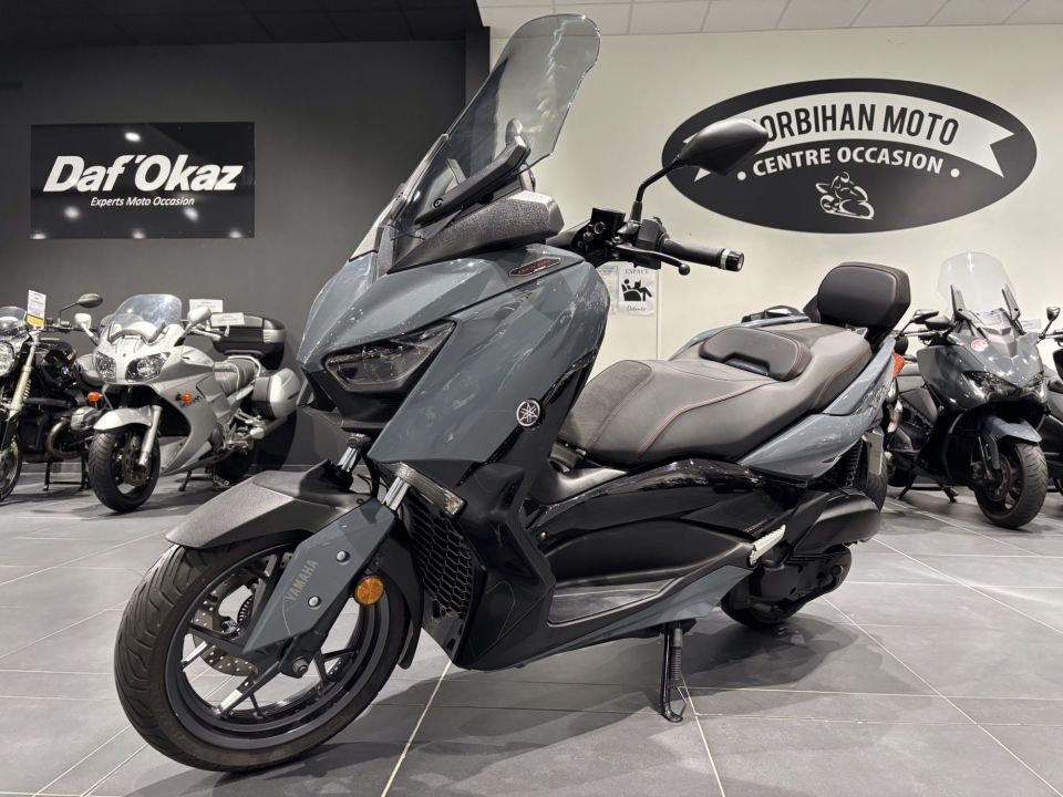 YAMAHA X-MAX 125 TECH MAX 4