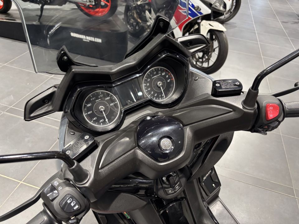 YAMAHA X-MAX 125 TECH MAX 4