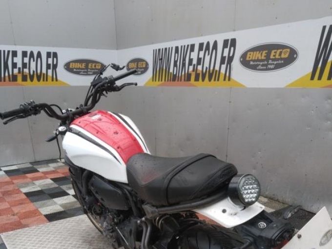 YAMAHA XSR 700 4