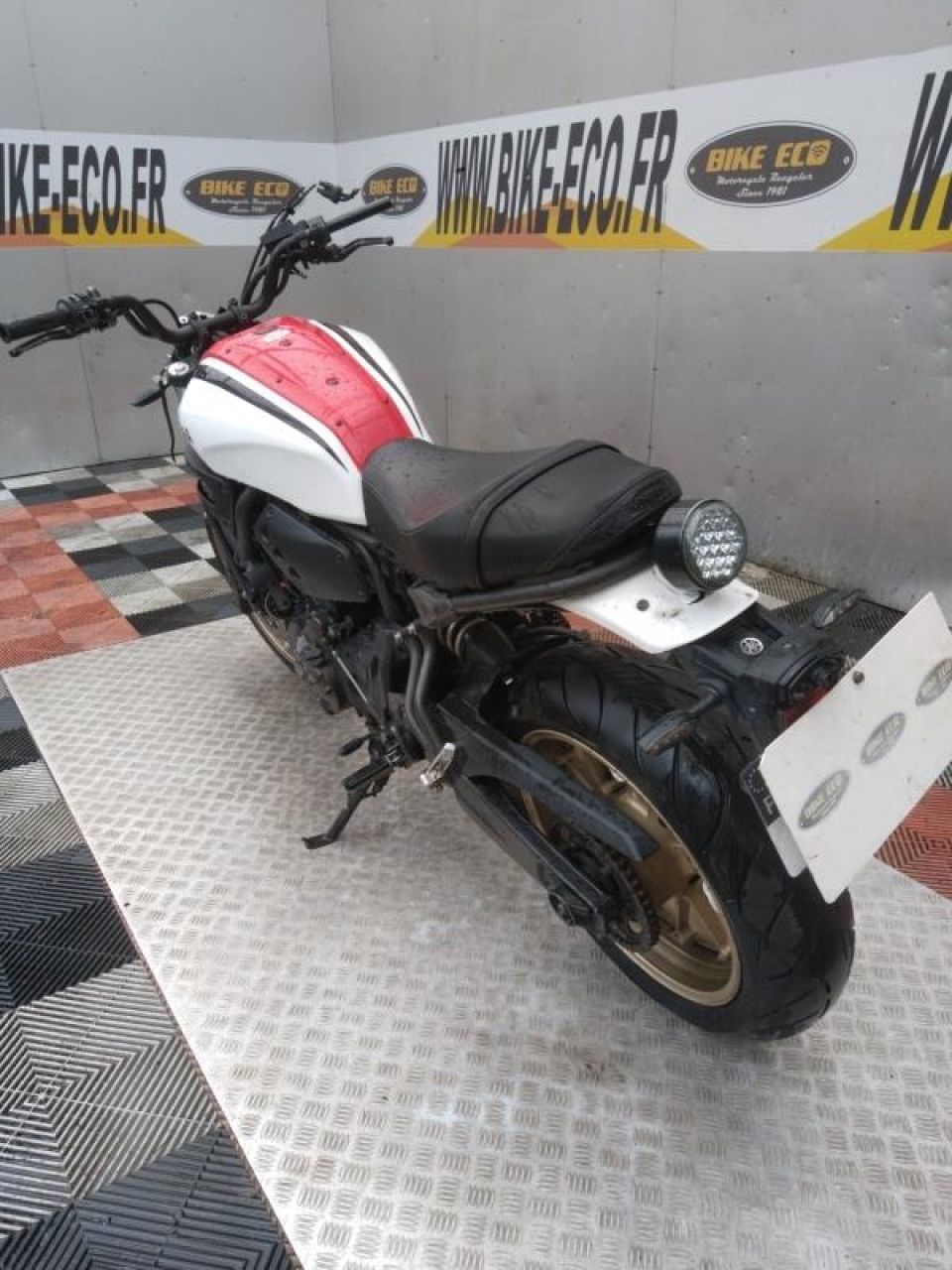 YAMAHA XSR 700 4