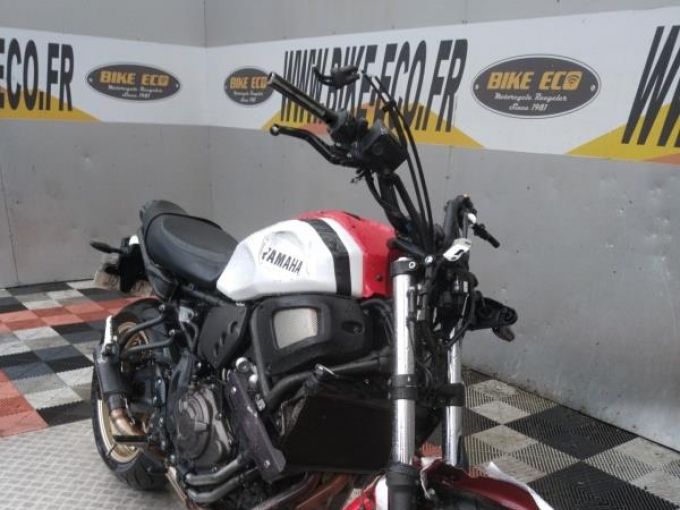 YAMAHA XSR 700 4