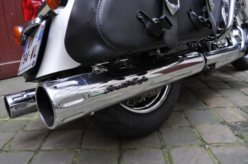 HARLEY-DAVIDSON TOURING ROAD KING 1690 CLASSIC 4