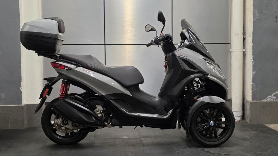 PIAGGIO MP3 300 HPE SPORT ABS ASR 4