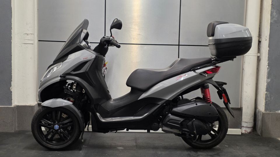 PIAGGIO MP3 300 HPE SPORT ABS ASR 4