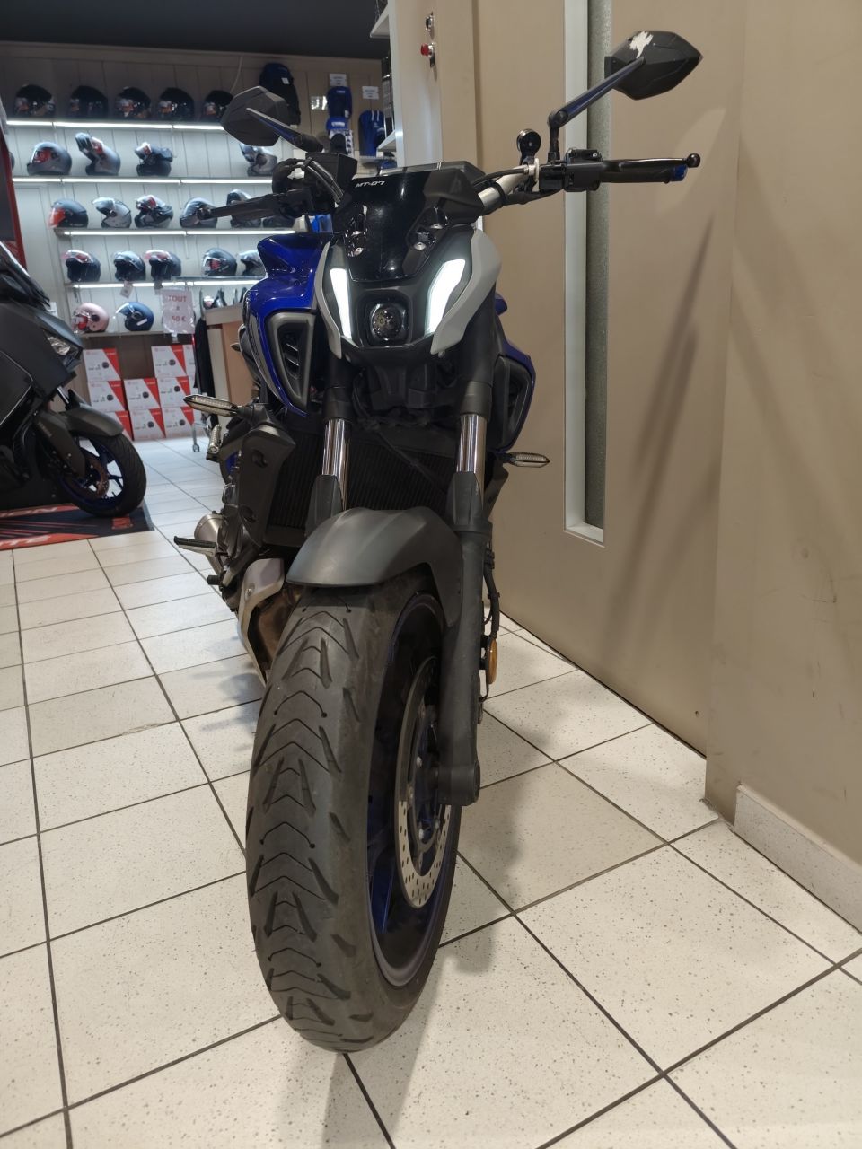 YAMAHA MT-07 (47.5CV) 4