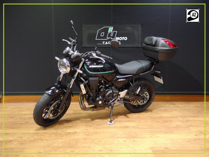 KAWASAKI Z 650 RS 4