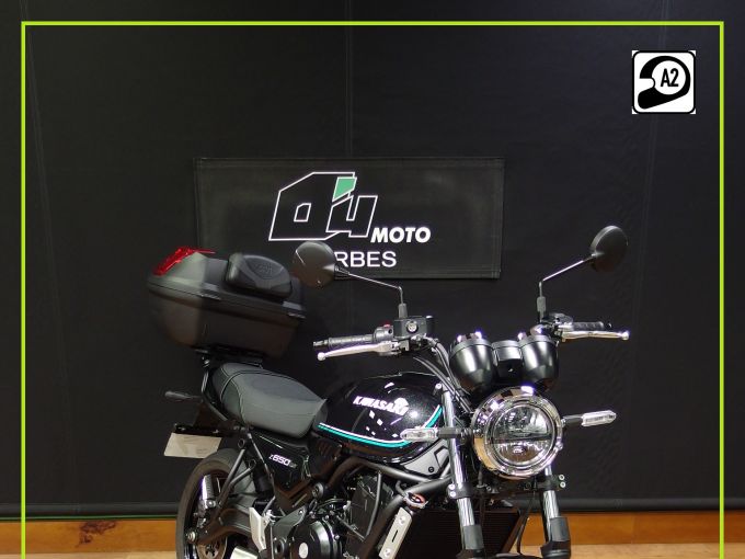KAWASAKI Z 650 RS 4