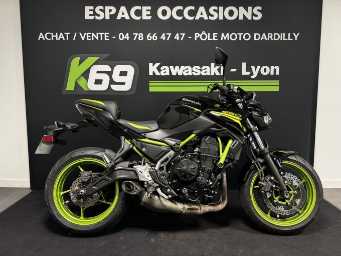 KAWASAKI Z 650 SE 4