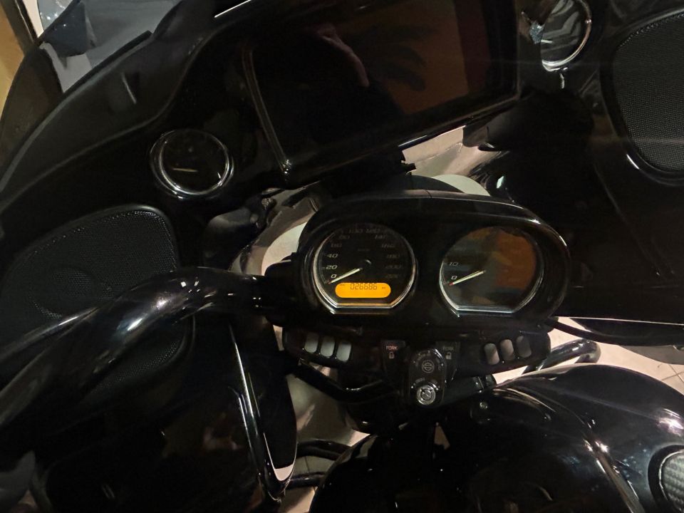HARLEY-DAVIDSON TOURING ROAD GLIDE 1923 ST 4