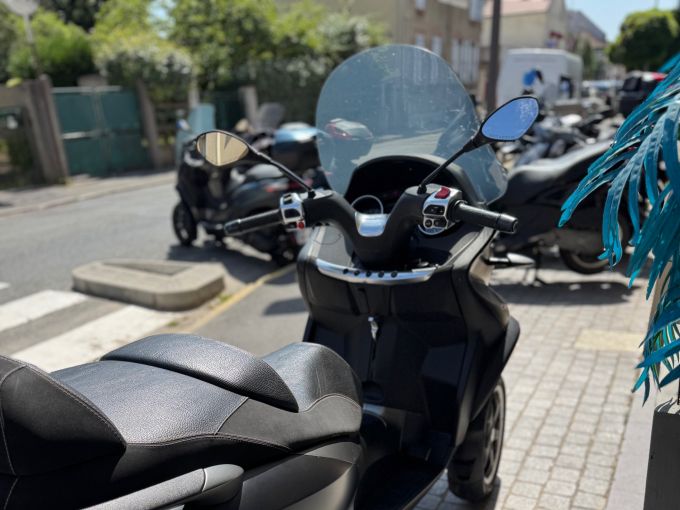 PIAGGIO MP3 500LT SPORT 4