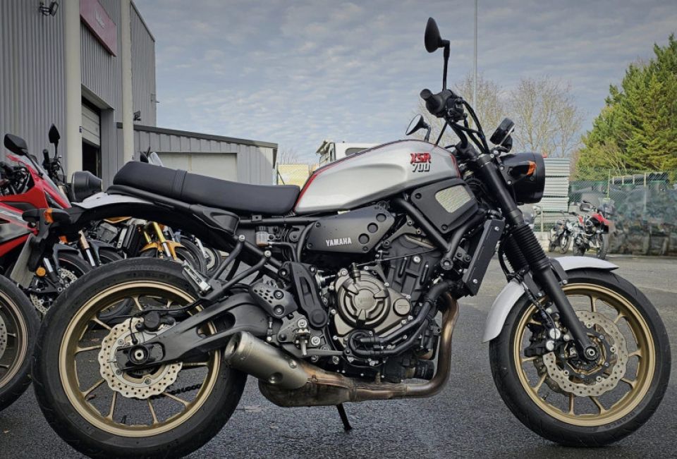 YAMAHA XSR 700 4