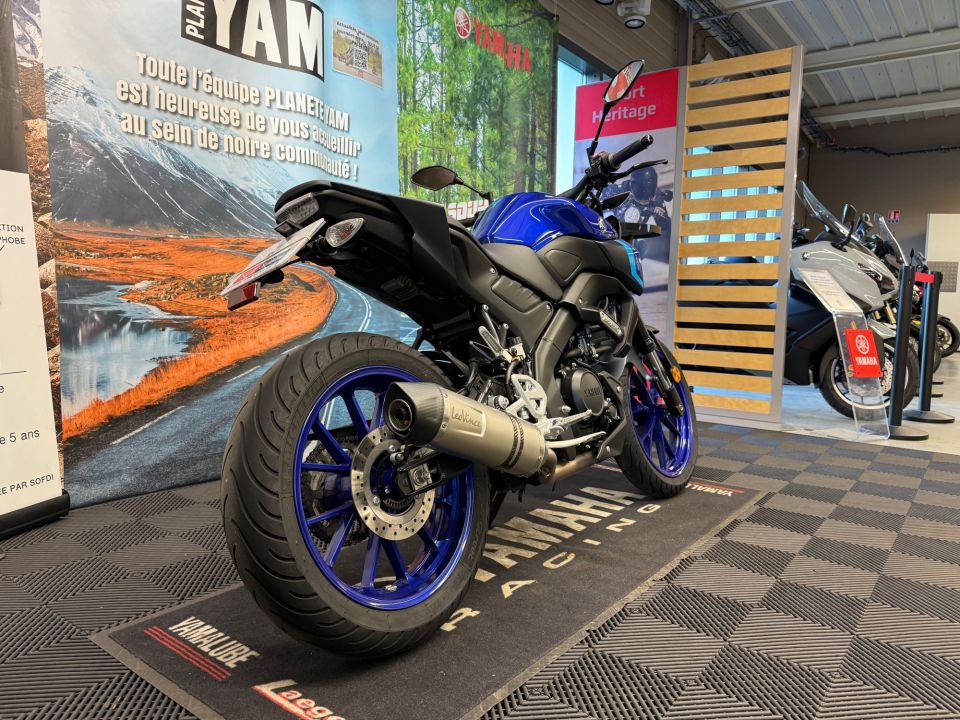 YAMAHA MT-125 ABS 4