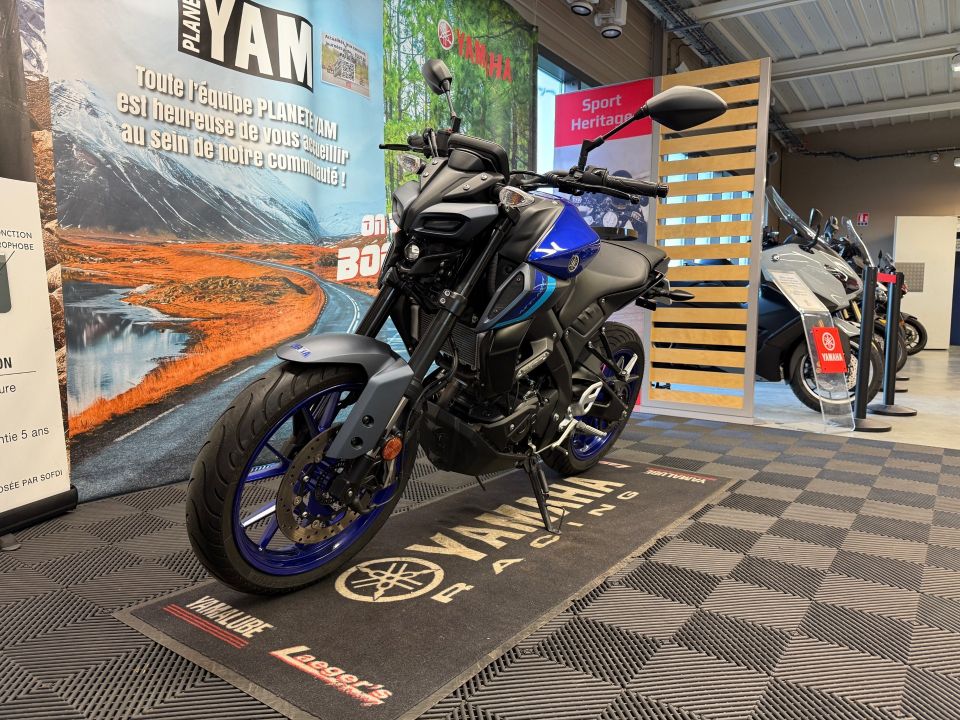 YAMAHA MT-125 ABS 4